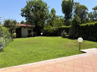 Quadrilocale in Vendita a Roma, 280'000&euro;, 112 m²