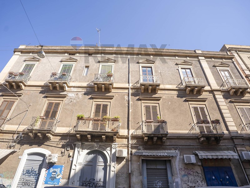 Appartamento in Vendita a Catania, 319'000&euro;, 190 m²
