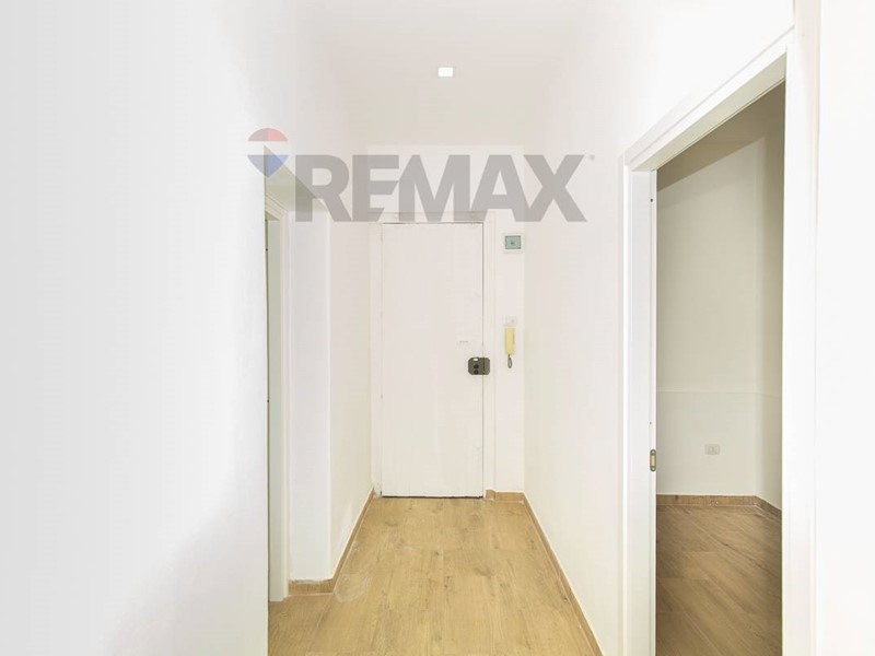 Quadrilocale in Vendita a Catania, 125'000&euro;, 105 m²