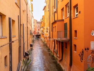 Bilocale in Vendita a Bologna, 257'000&euro;, 48 m²