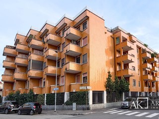 Trilocale in Vendita a Novara, 189'000&euro;, 100 m²