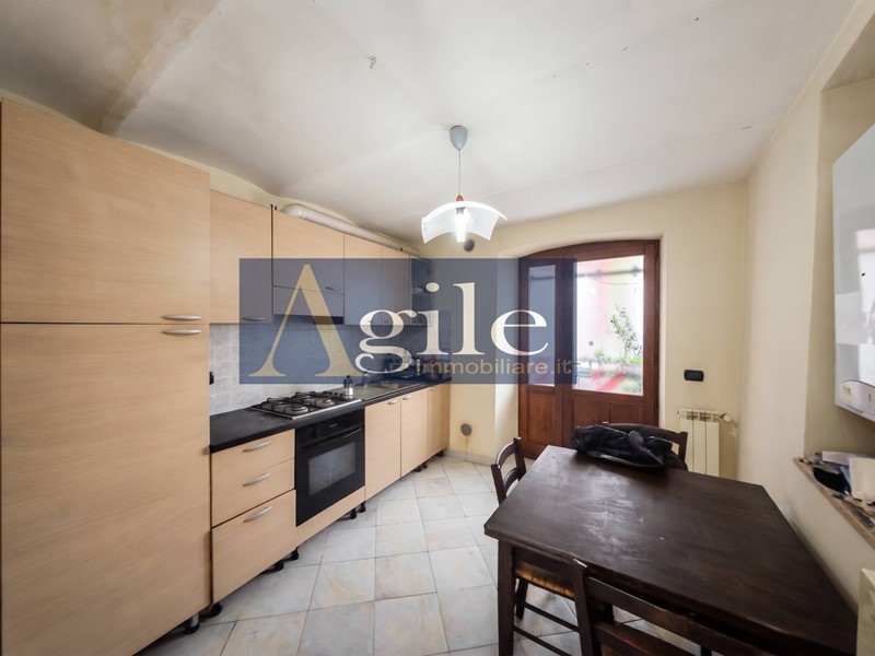 Trilocale in Vendita a Corropoli, 48'000&euro;, 90 m²