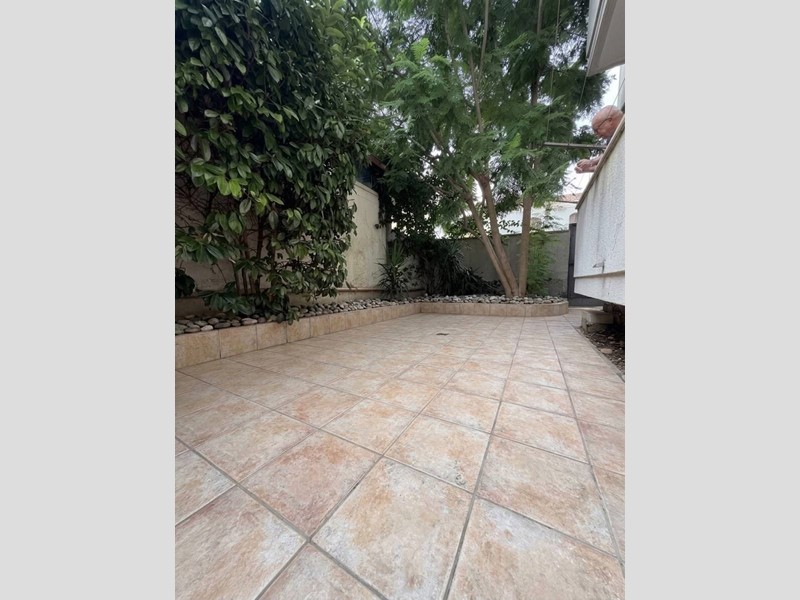 Quadrilocale in Vendita a Lizzanello, 125'000&euro;, 120 m²