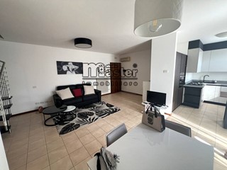 Quadrilocale in Vendita a Paese, 245'000&euro;, 110 m²