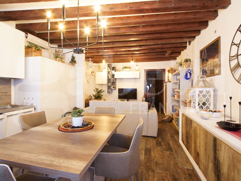 Bilocale in Vendita a Venezia, 330'000&euro;, 60 m², arredato