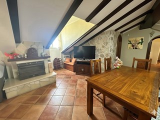 Attico in Vendita a Barcellona Pozzo di Gotto, 99'000&euro;, 118 m², arredato