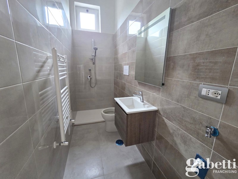 Trilocale in Affitto a Pomigliano d'Arco, 650&euro;, 100 m², arredato