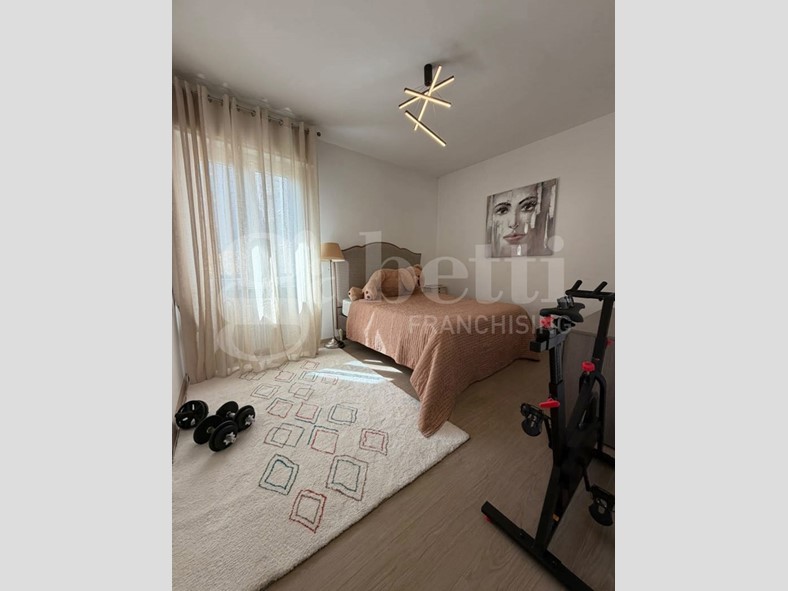 Trilocale in Affitto a Milano, 1'800&euro;, 108 m², arredato