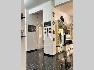 Appartamento in Vendita a Savona, zona Santa Rita, 240'000&euro;, 123 m²