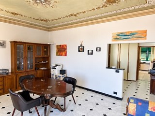 Appartamento in Vendita a Camogli, 174'750&euro;, 108 m²