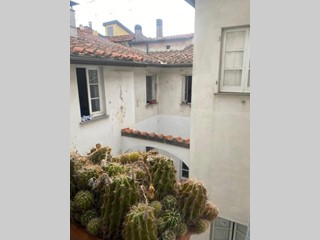 Appartamento in Affitto a Sarzana, 1'000&euro;, 183 m²