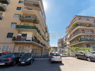 Quadrilocale in Affitto a Catania, 600&euro;, 108 m², arredato