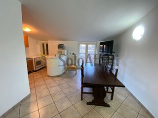 Trilocale in Affitto a Caserta, zona Casola, 400&euro;, 85 m², arredato