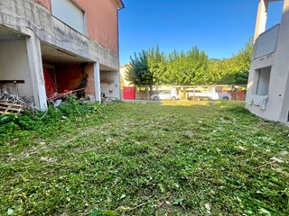 Bilocale in Vendita a Pescia, 100'000&euro;, 65 m²