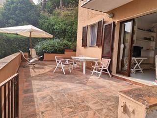 Appartamento in Vendita a Rio, zona Rio Marina, 280'000&euro;, 66 m², arredato