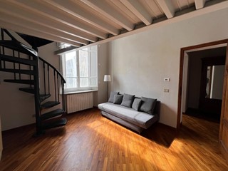 Trilocale in Affitto a Lucca, 1'100&euro;, 80 m², arredato
