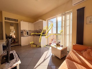 Bilocale in Vendita a Cecina, 169'000&euro;, 53 m², arredato