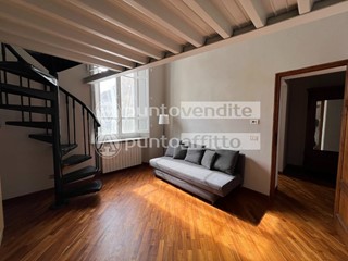 Trilocale in Affitto a Lucca, 1'100&euro;, 80 m², arredato