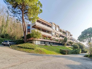 Appartamento in Vendita a Torino, 695'000&euro;, 285 m²