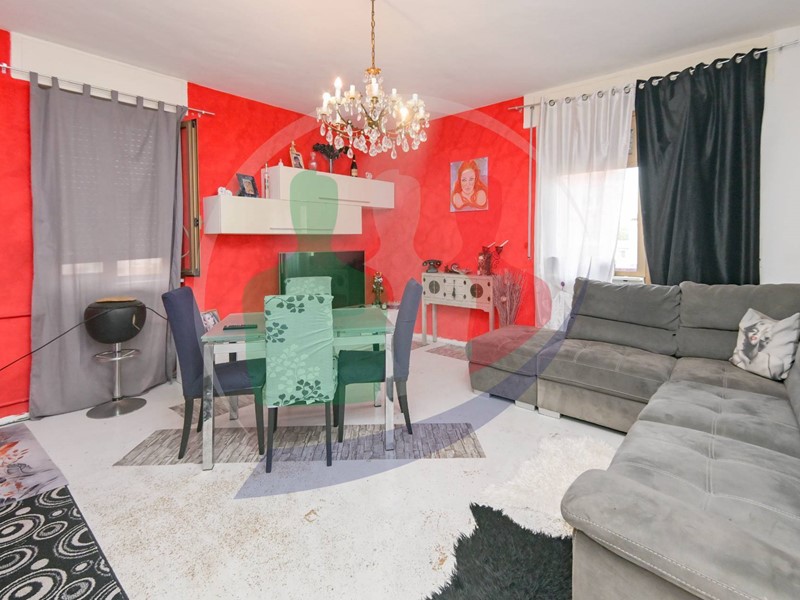 Quadrilocale in Vendita a Torino, 39'000&euro;, 91 m²