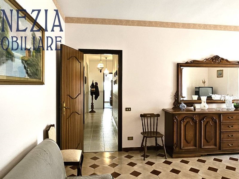 Quadrilocale in Vendita a Sciacca, 135'000&euro;, 142 m²
