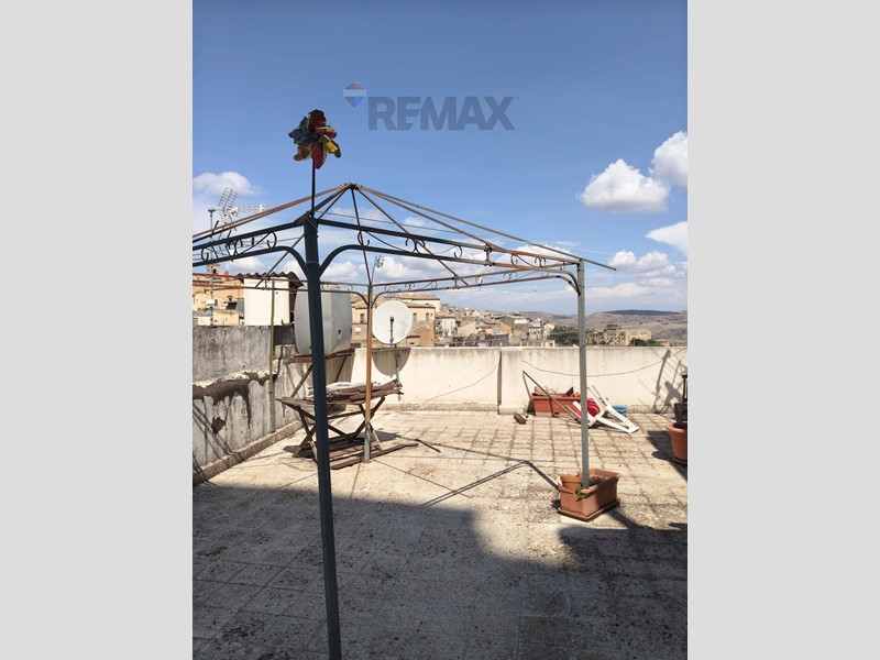 Bilocale in Vendita a Caltagirone, 22'900&euro;, 70 m²