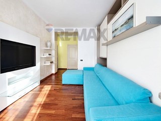 Bilocale in Vendita a Milano, 285'000&euro;, 64 m²