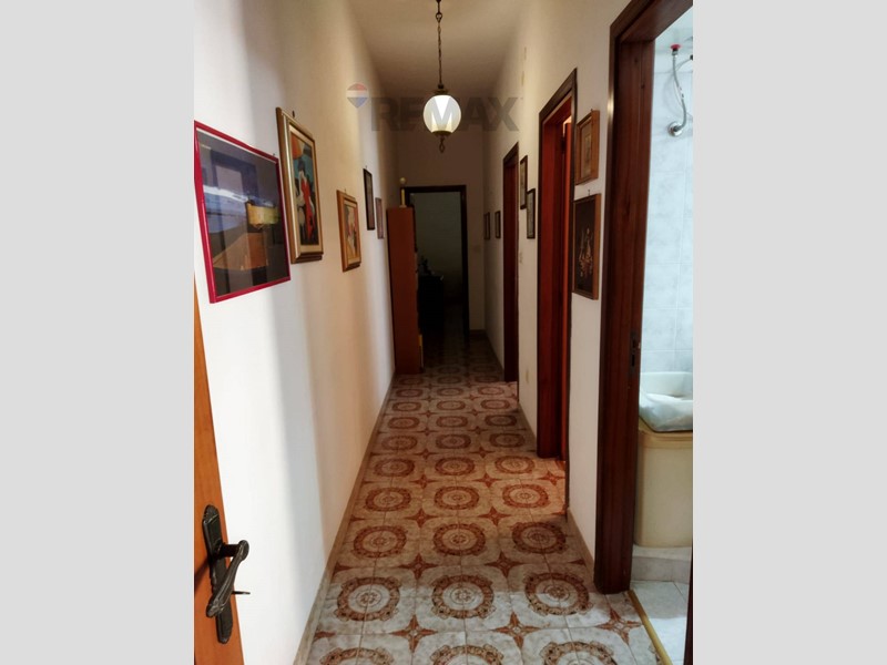 Attico in Vendita a Siracusa, 54'000&euro;, 94 m²