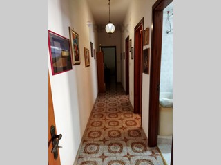Attico in Vendita a Siracusa, 54'000&euro;, 94 m²