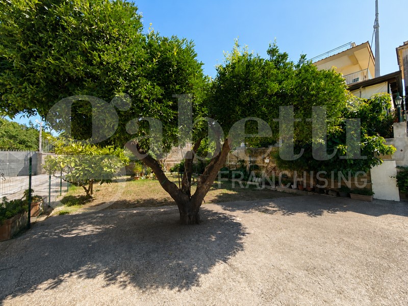 Quadrilocale in Vendita a Bacoli, 269'000&euro;, 110 m²
