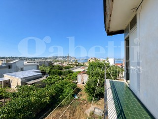 Quadrilocale in Vendita a Bacoli, 269'000&euro;, 110 m²