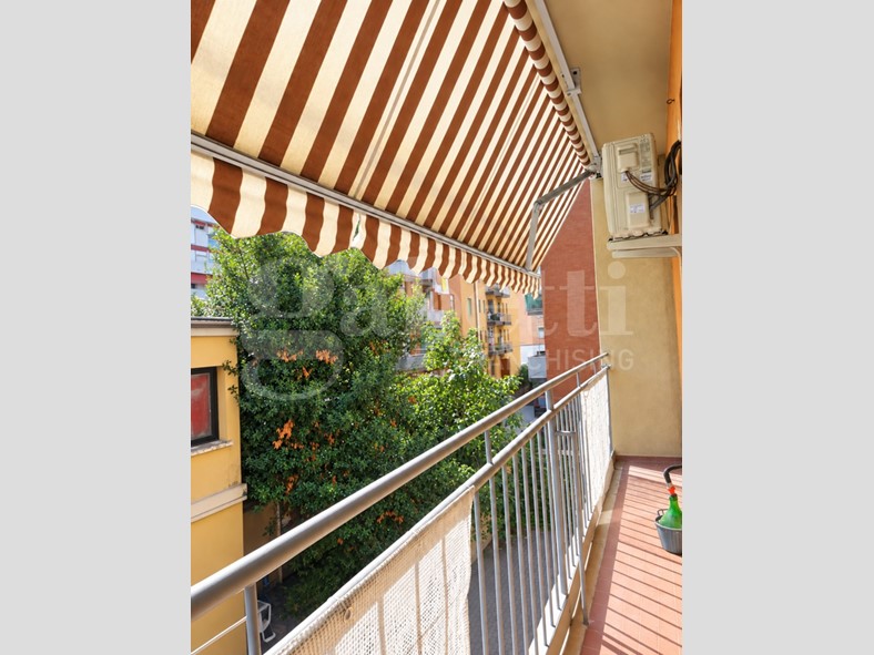Bilocale in Vendita a Bologna, 168'000&euro;, 47 m²