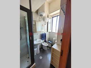 Trilocale in Vendita a Napoli, 80'000&euro;, 60 m²