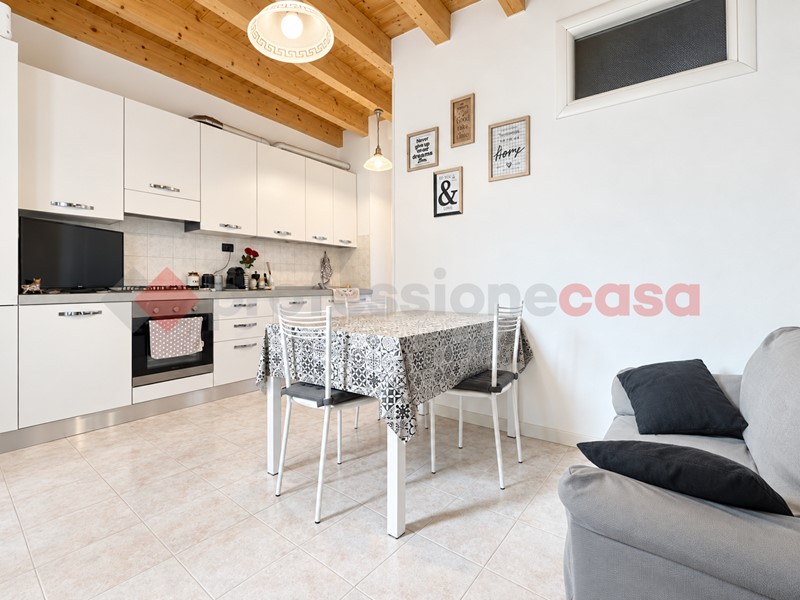 Bilocale in Affitto a Verona, 750&euro;, 50 m², arredato
