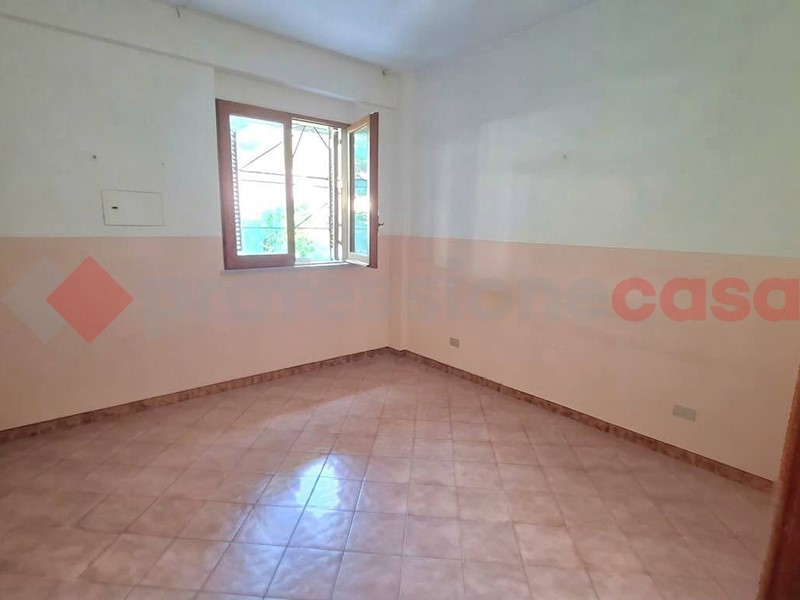 Quadrilocale in Vendita a Roccapiemonte, 169'000&euro;, 100 m²