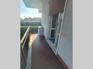 Trilocale in Vendita a Parabiago, 155'000&euro;, 78 m², arredato, con Box