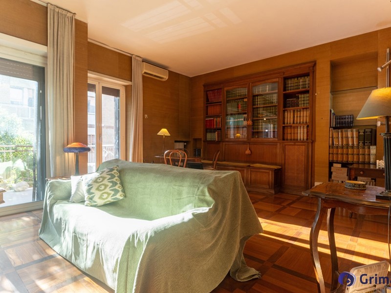 Quadrilocale in Vendita a Roma, 660'000&euro;, 148 m², con Box