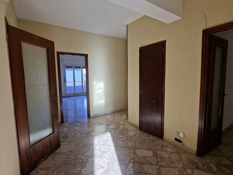 Quadrilocale in Vendita a Palermo, 220'000&euro;, 135 m²