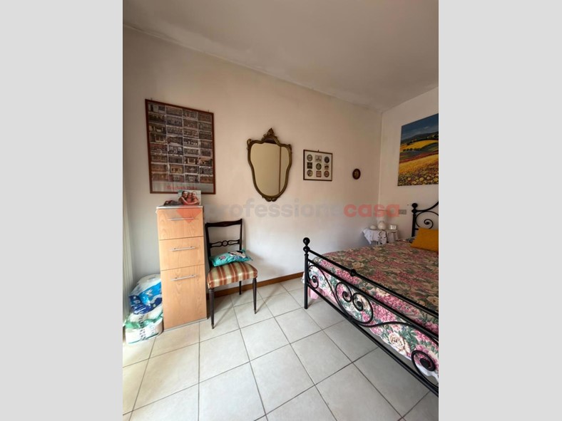 Monolocale in Vendita a Arezzo, 85'000&euro;, 34 m², con Box