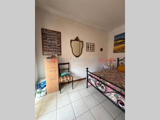 Monolocale in Vendita a Arezzo, 85'000&euro;, 34 m², con Box