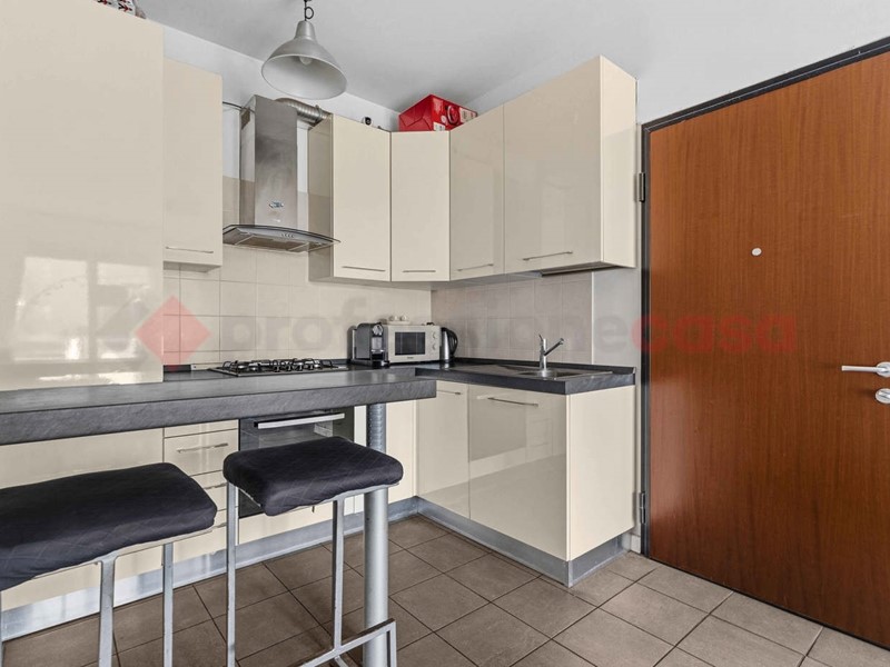 Bilocale in Vendita a Milano, 265'000&euro;, 60 m², arredato