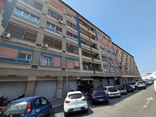 Quadrilocale in Vendita a Messina, 195'000&euro;, 165 m²