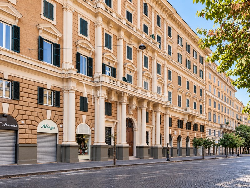 Appartamento in Vendita a Roma, 1'500'000&euro;, 200 m²