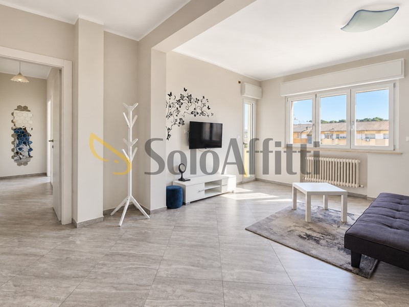 Quadrilocale in Affitto a Catanzaro, zona Fortuna, 800&euro;, 105 m², arredato