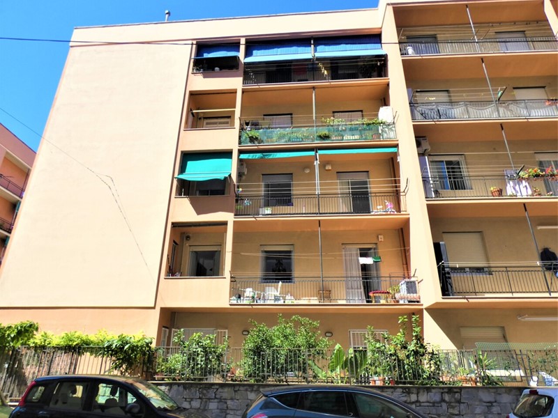 Appartamento in Affitto a Genova, zona San Martino, 900&euro;, 120 m², arredato