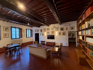 Appartamento in Affitto a Montopoli in Val d'Arno, 1'300&euro;, 250 m², arredato
