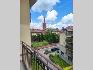 Trilocale in Affitto a Chieri, zona Stazione, 630&euro;, 75 m², con Box