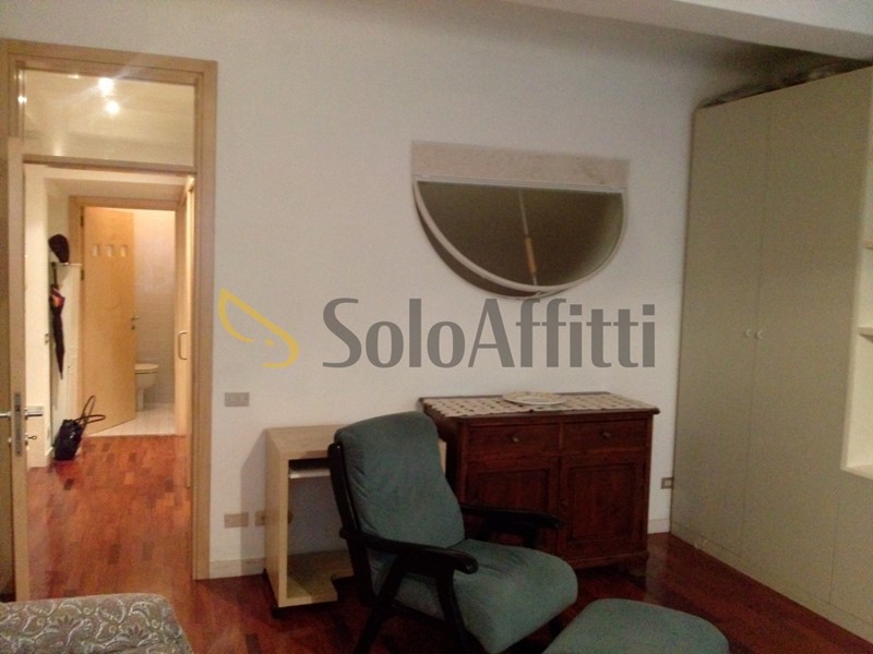 Trilocale in Affitto a Siena, zona Centro storico, 590&euro;, 45 m², arredato