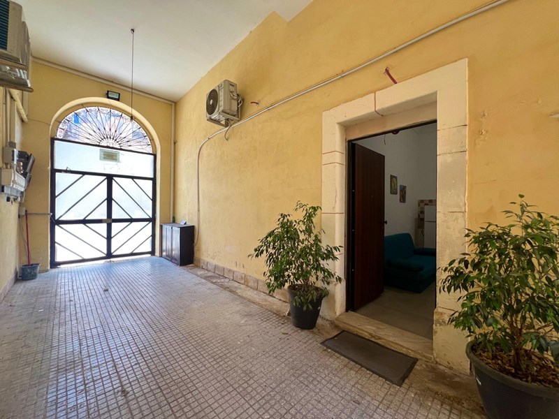 Trilocale in Vendita a Siracusa, 89'000&euro;, 74 m²
