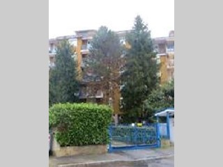 Quadrilocale in Vendita a Paderno Dugnano, 128'250&euro;, 134 m²